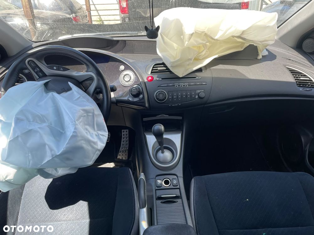 Honda Civic 1.8 Executive - 7