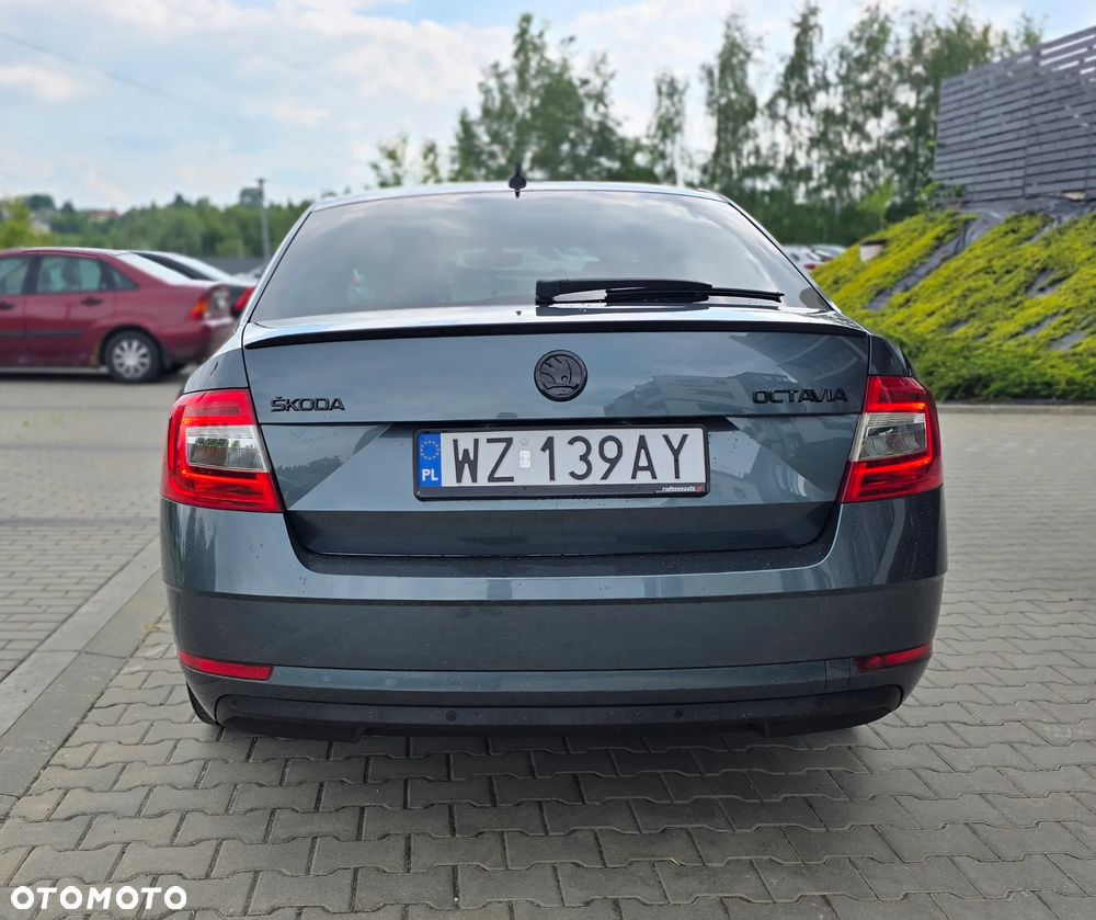 Skoda Octavia 2.0 TDI Style DSG - 5