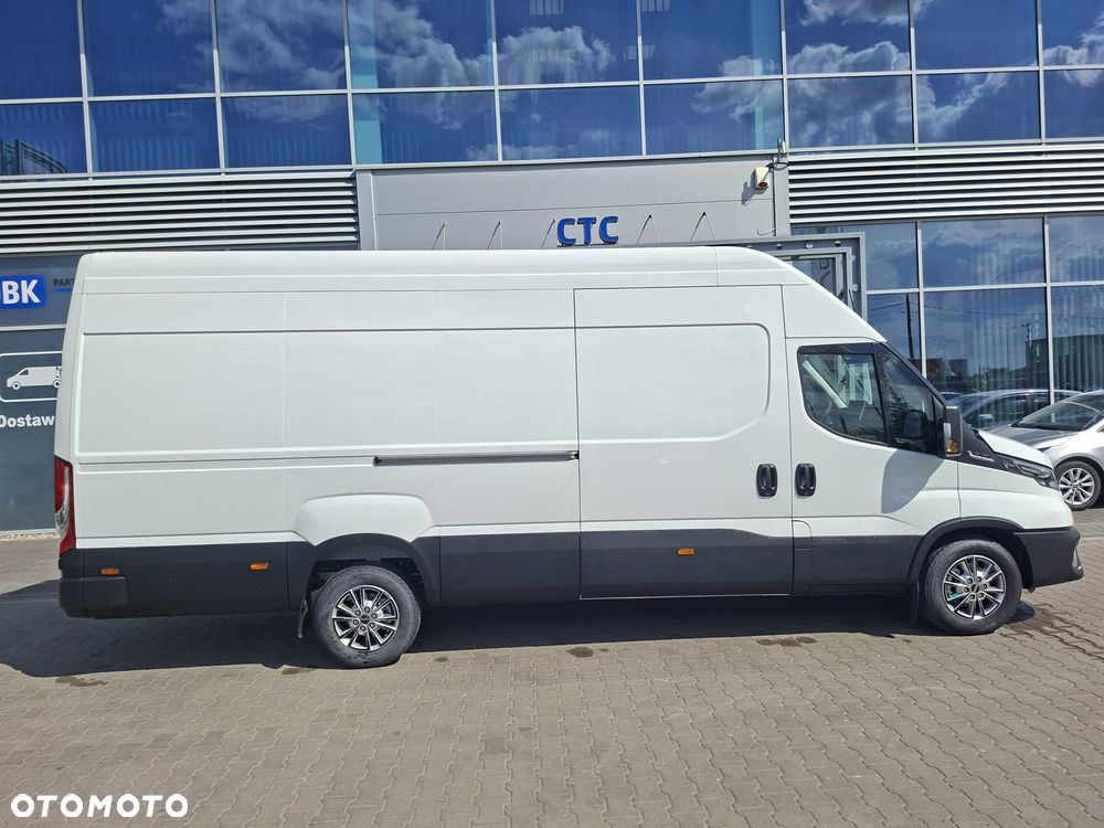 Iveco Daily 35S18HA8 V - 10