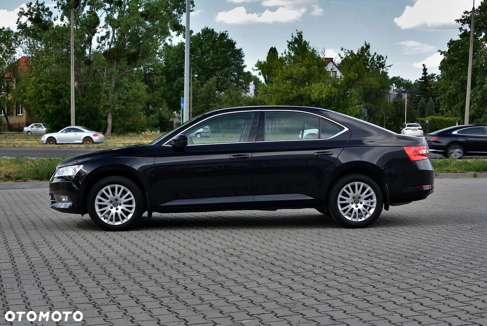 Skoda Superb 1.4 TSI ACT Ambition - 3