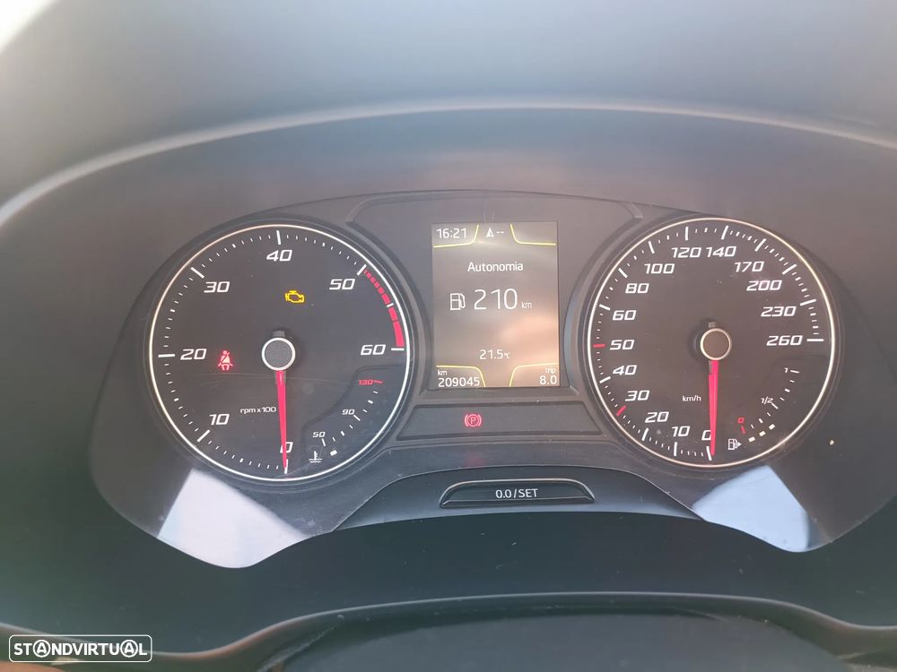 SEAT Leon ST 1.6 TDI Style Ecomotive - 12
