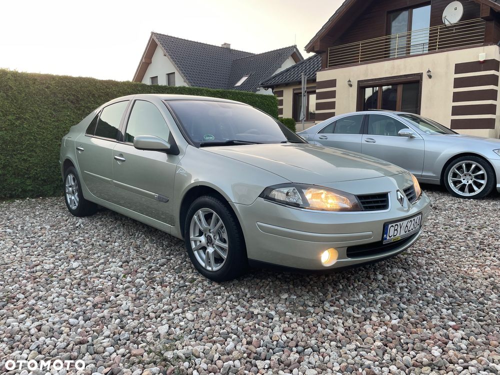 Renault Laguna 2.0 16V Privilege - 11