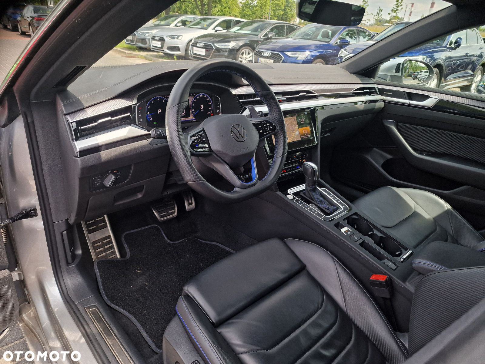 Volkswagen Arteon 2.0 TSI 4Motion R DSG - 11