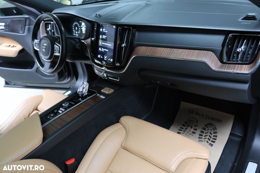 Volvo XC 60 D5 AWD Geartronic Inscription - 21