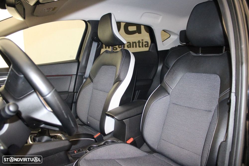 Renault Captur 1.0 TCe Techno - 28