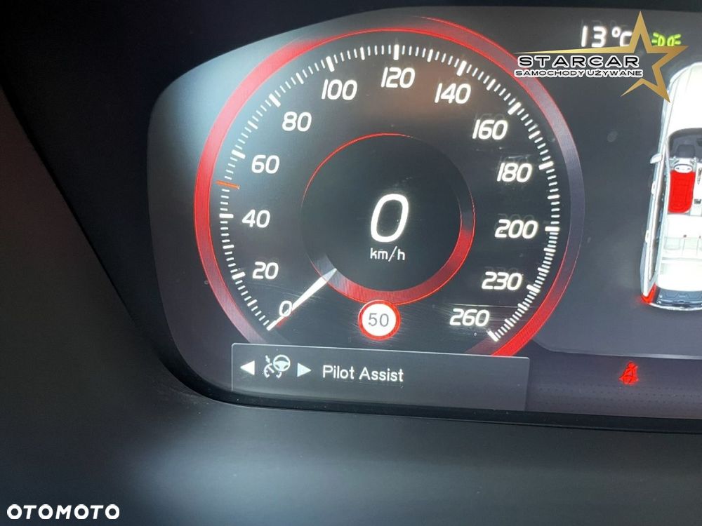 Volvo V90 Cross Country - 29