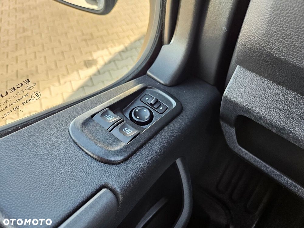 Renault Master L3H2 *89999zł Netto* Brygadówka 7 osób 2.3 dCi/150KM - 21