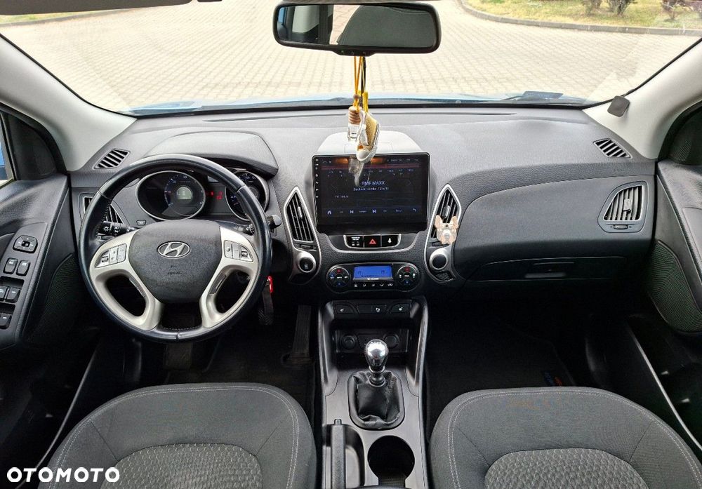 Hyundai ix35 - 23
