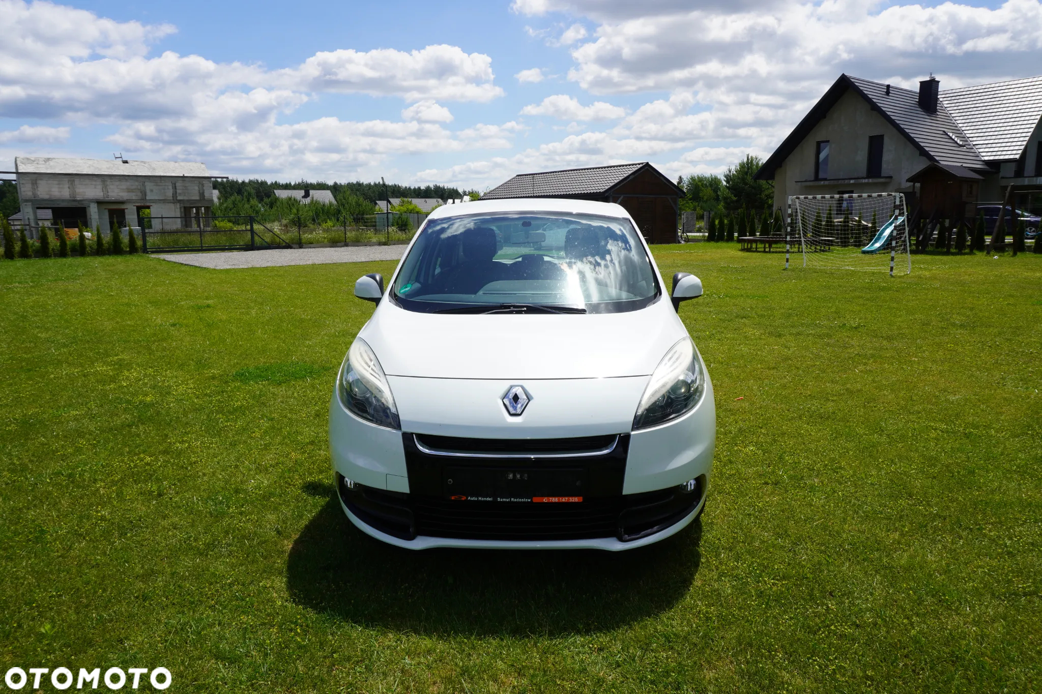 Renault Scenic 1.6 16V 110 TomTom Edition - 9
