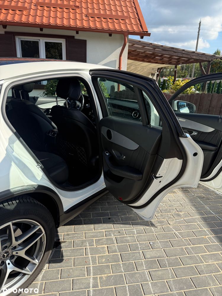 Mercedes-Benz GLC 300 4-Matic - 11
