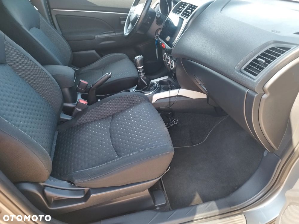 Mitsubishi ASX 1.8 DI-D 2WD Invite - 18