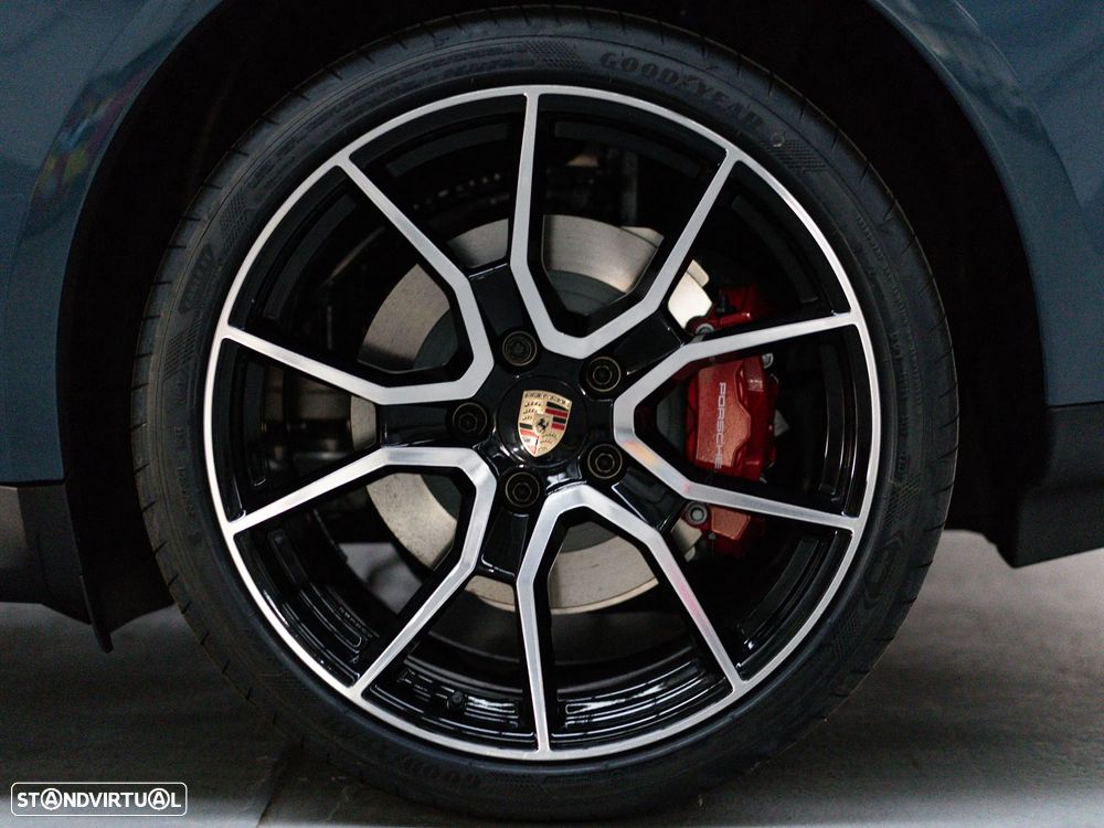 Porsche Taycan Sport Turismo 4S Black Edition - 13