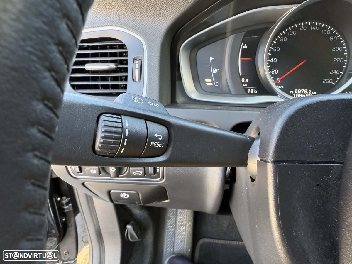 Volvo V60 2.0 D2 VOR Geartronic - 33