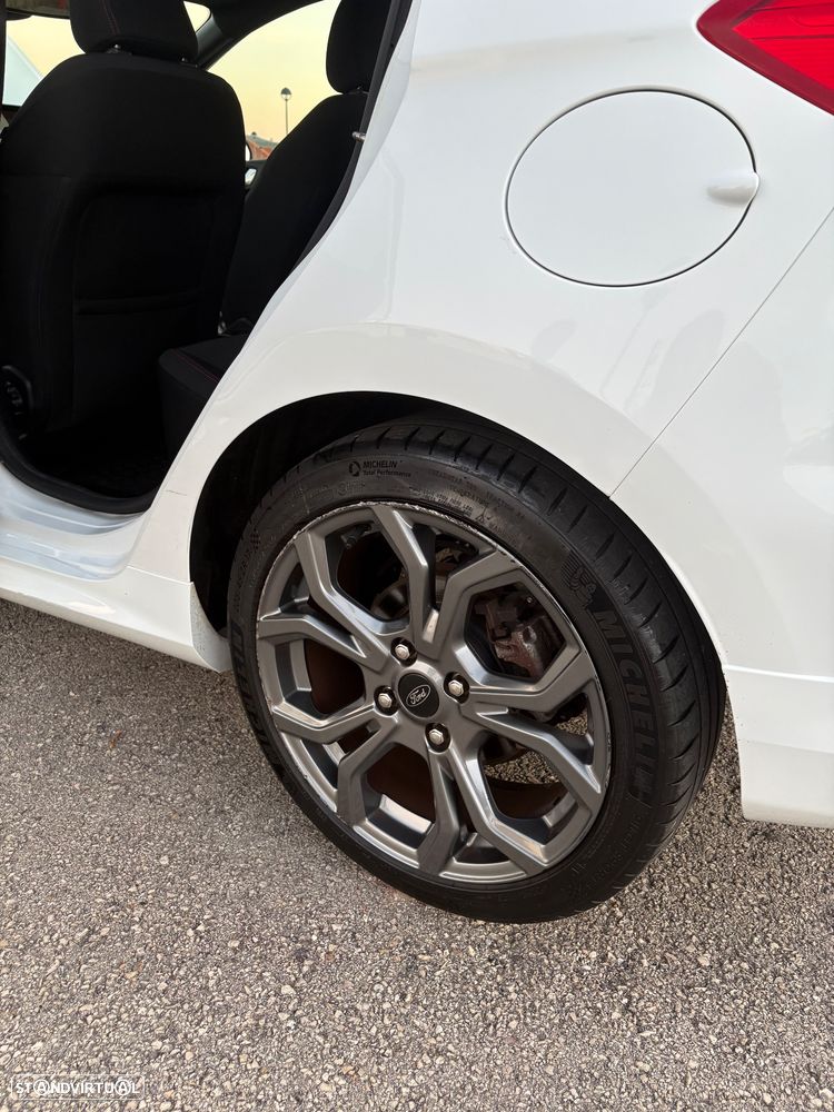Ford Fiesta 1.0 EcoBoost ST-Line - 22