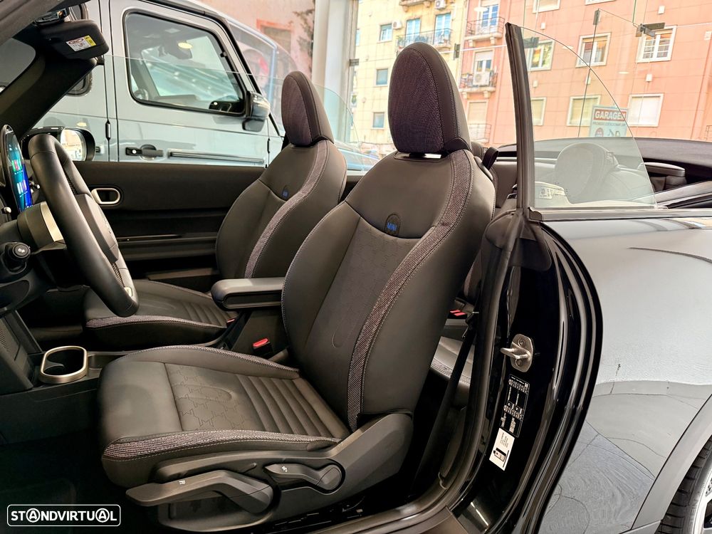 MINI Cabrio Cooper C Favoured S - 15