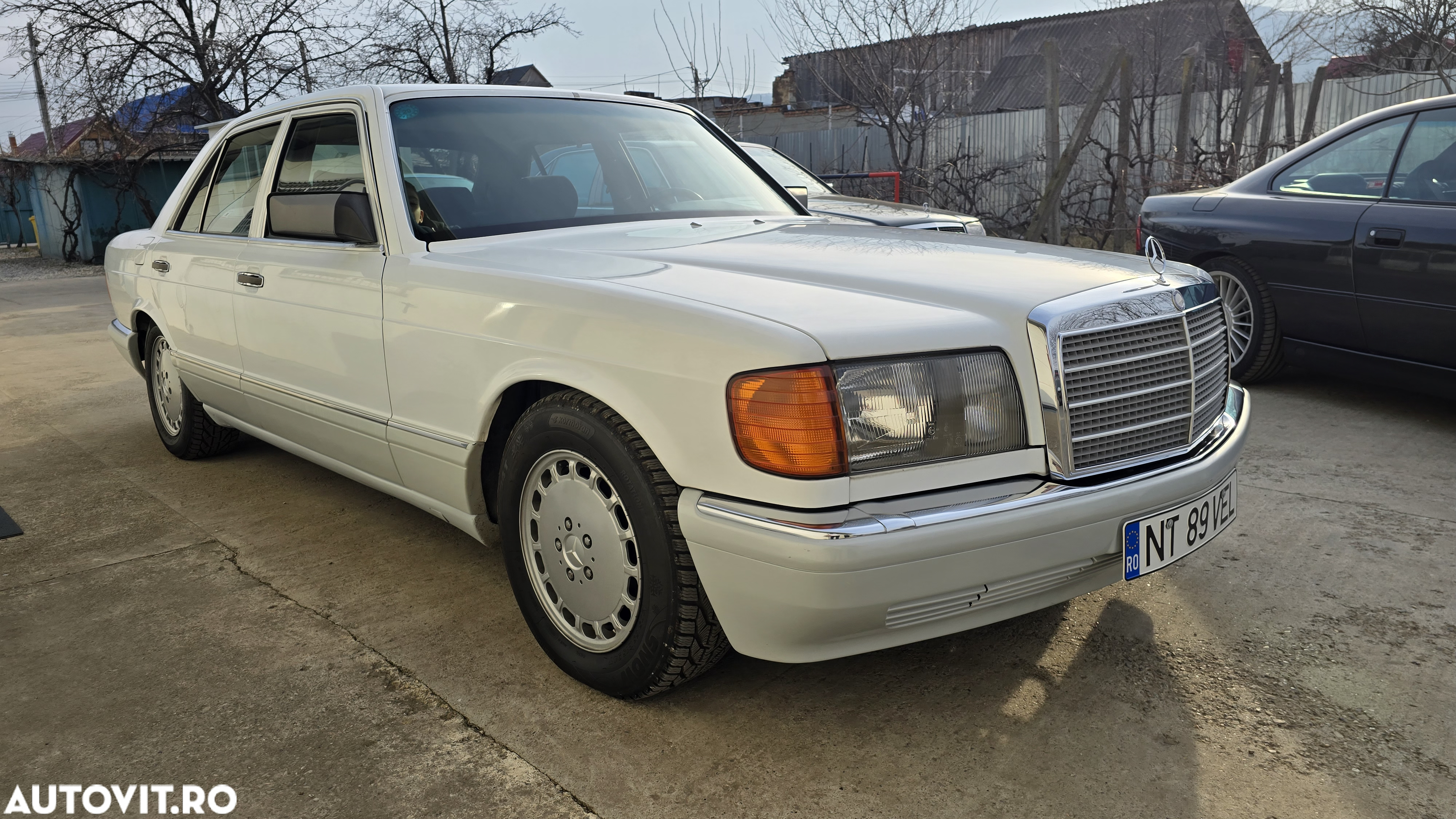 Mercedes-Benz W126 - 26
