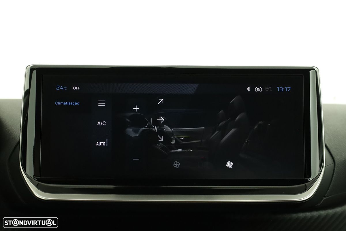 Peugeot 2008 1.2 PureTech Allure EAT8 - 12