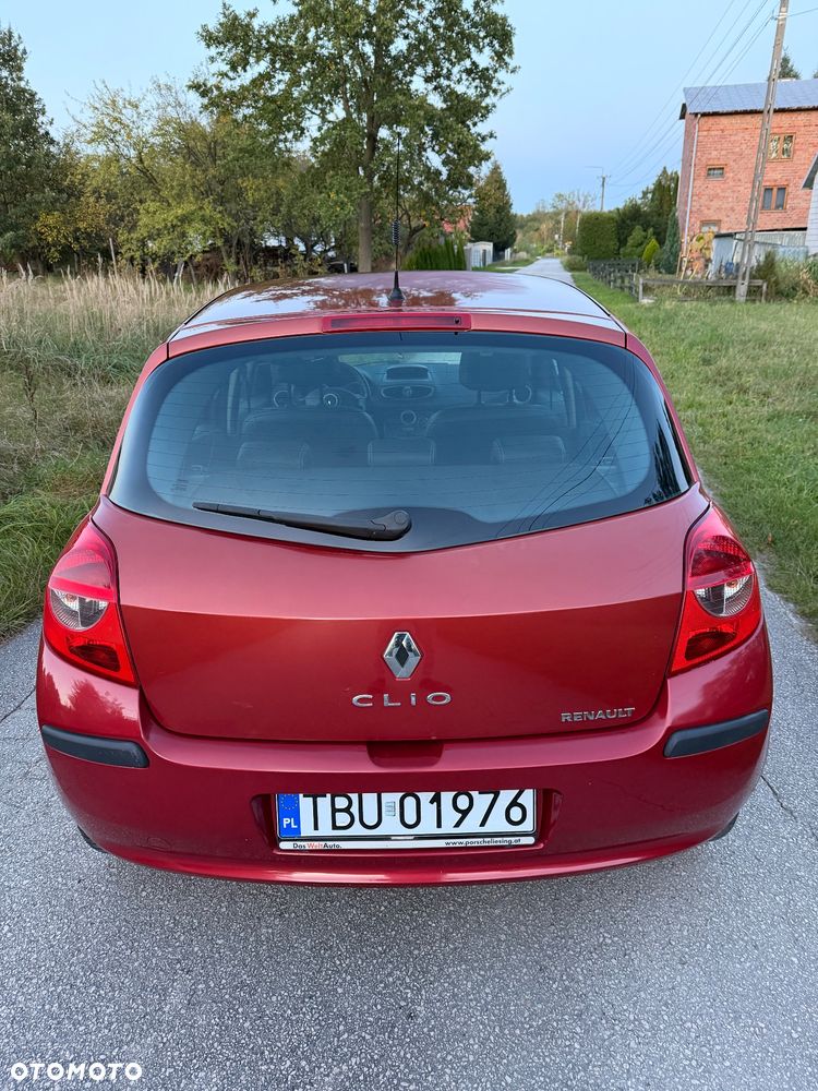 Renault Clio - 6