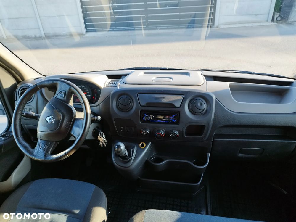 Renault Master - 15