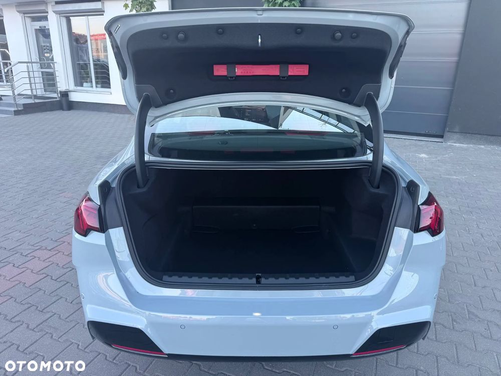 BMW Seria 2 - 18