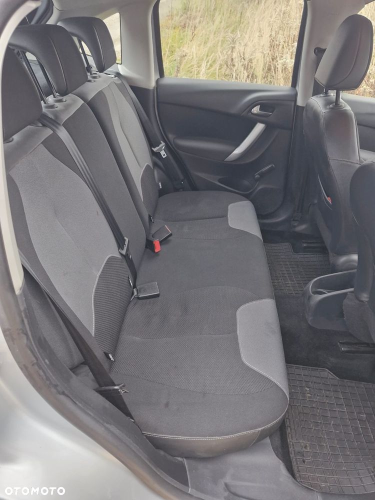 Citroën C3 e-HDi 70 EGS Selection - 12