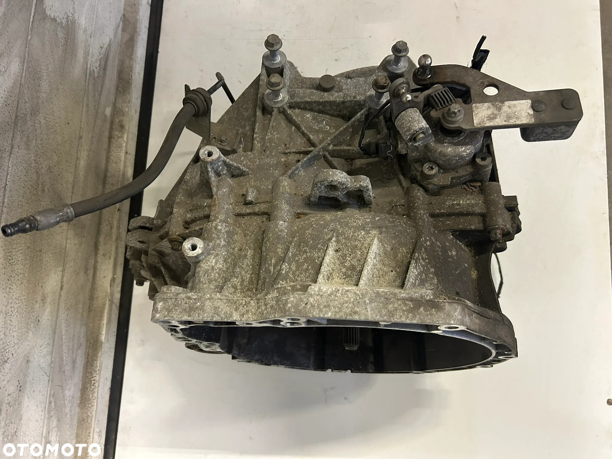 Mini Cooper R56 1.6 16v skrzynia biegow manualna 6  2300.7568724-02  0326626chb - 9