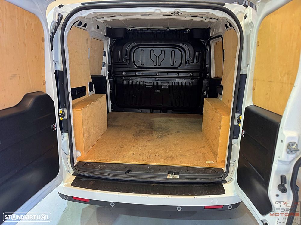 Fiat Doblo 1.6 16V Multijet Emotion - 11