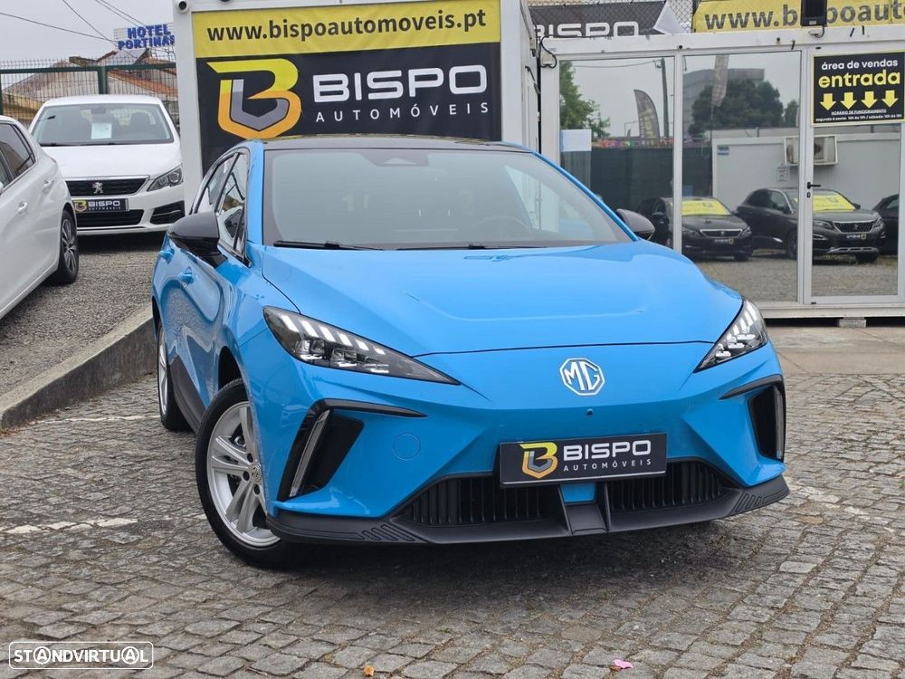 MG MG4 64 kWh Luxury - 2