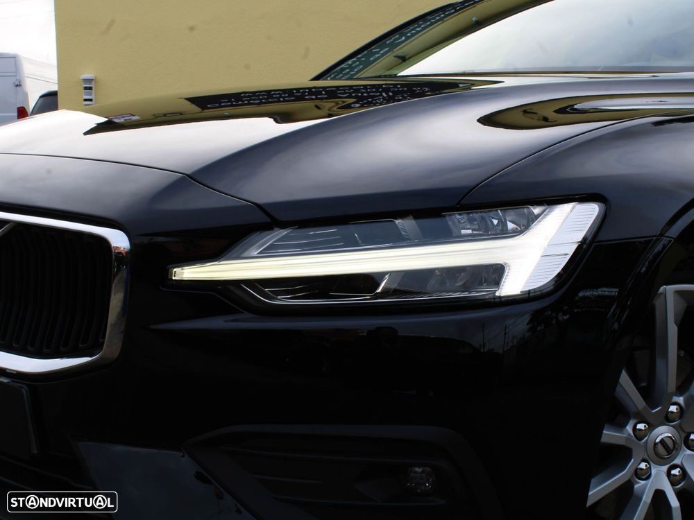 Volvo V60 2.0 D3 Momentum Plus Geartronic - 12