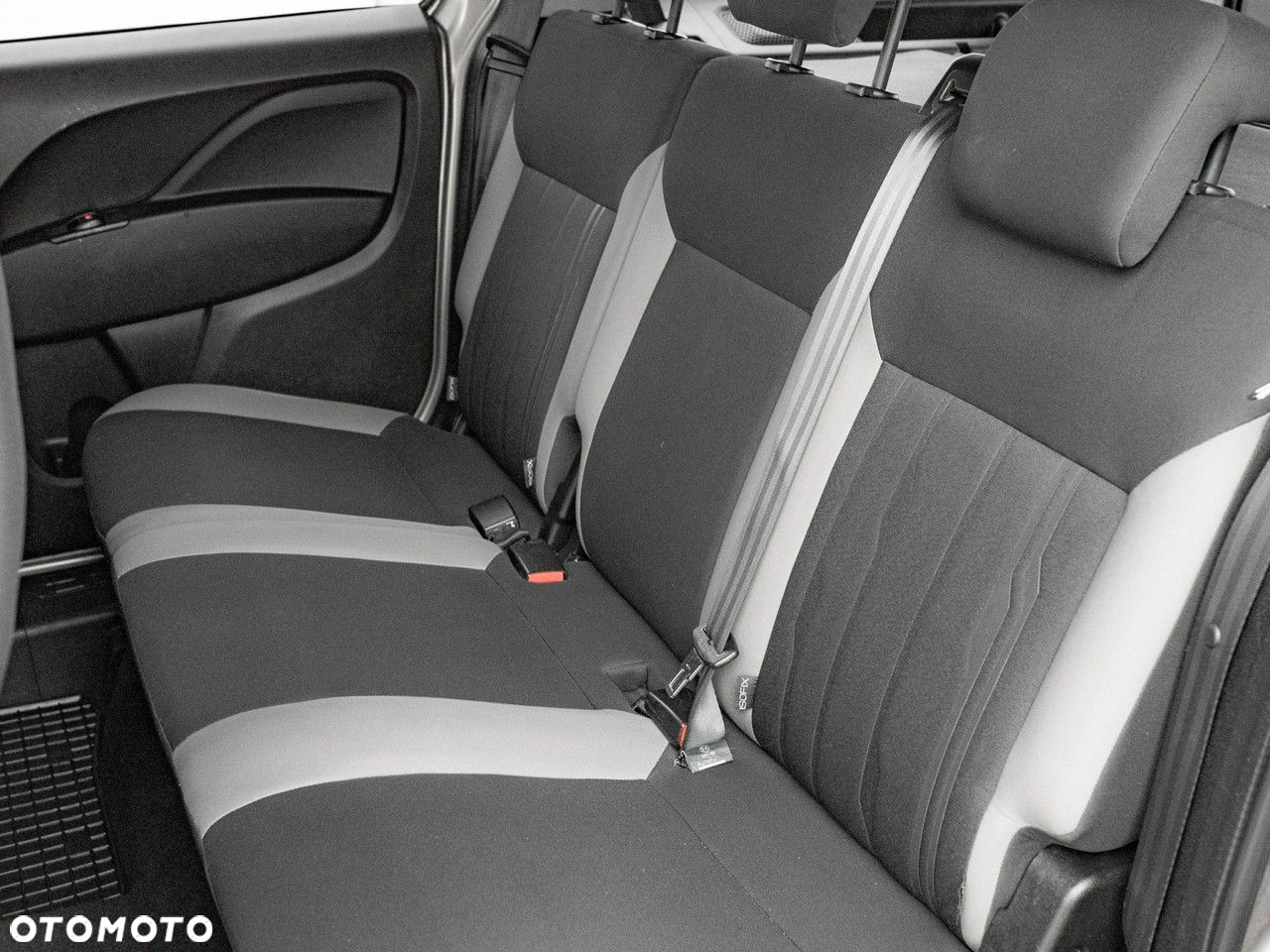 Fiat Doblo Kombi Maxi 1.6 MJ Dynamic - 23