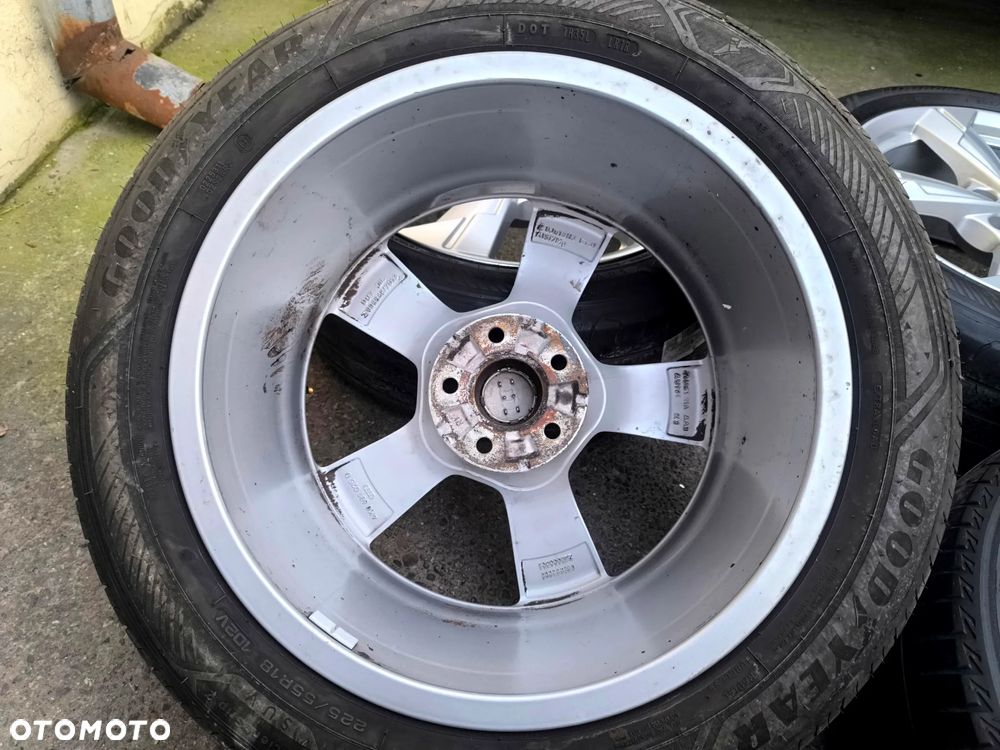 5x112 Felgi Aluminiowe Alufelgi Koła 18 AUDI 4K0 A6 C7 C7 C6 C5 A4 B8 B9 B7 B6 B5 Q5 Q3 A8 D2 D3  Legnica ALU-RAD - 18