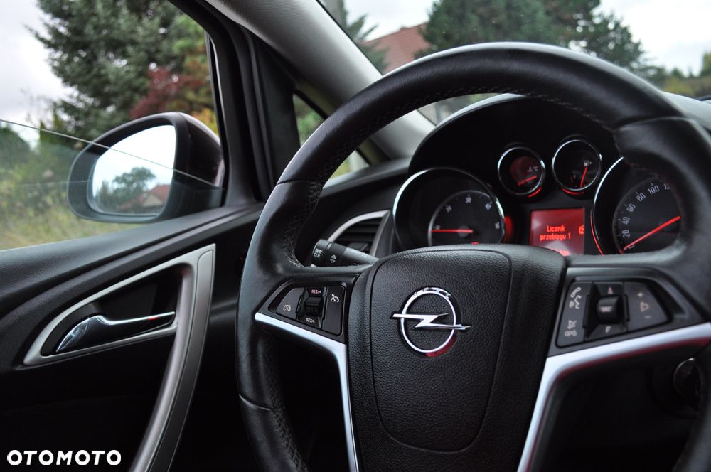 Opel Astra 1.7 CDTI DPF 150 Jahre - 16