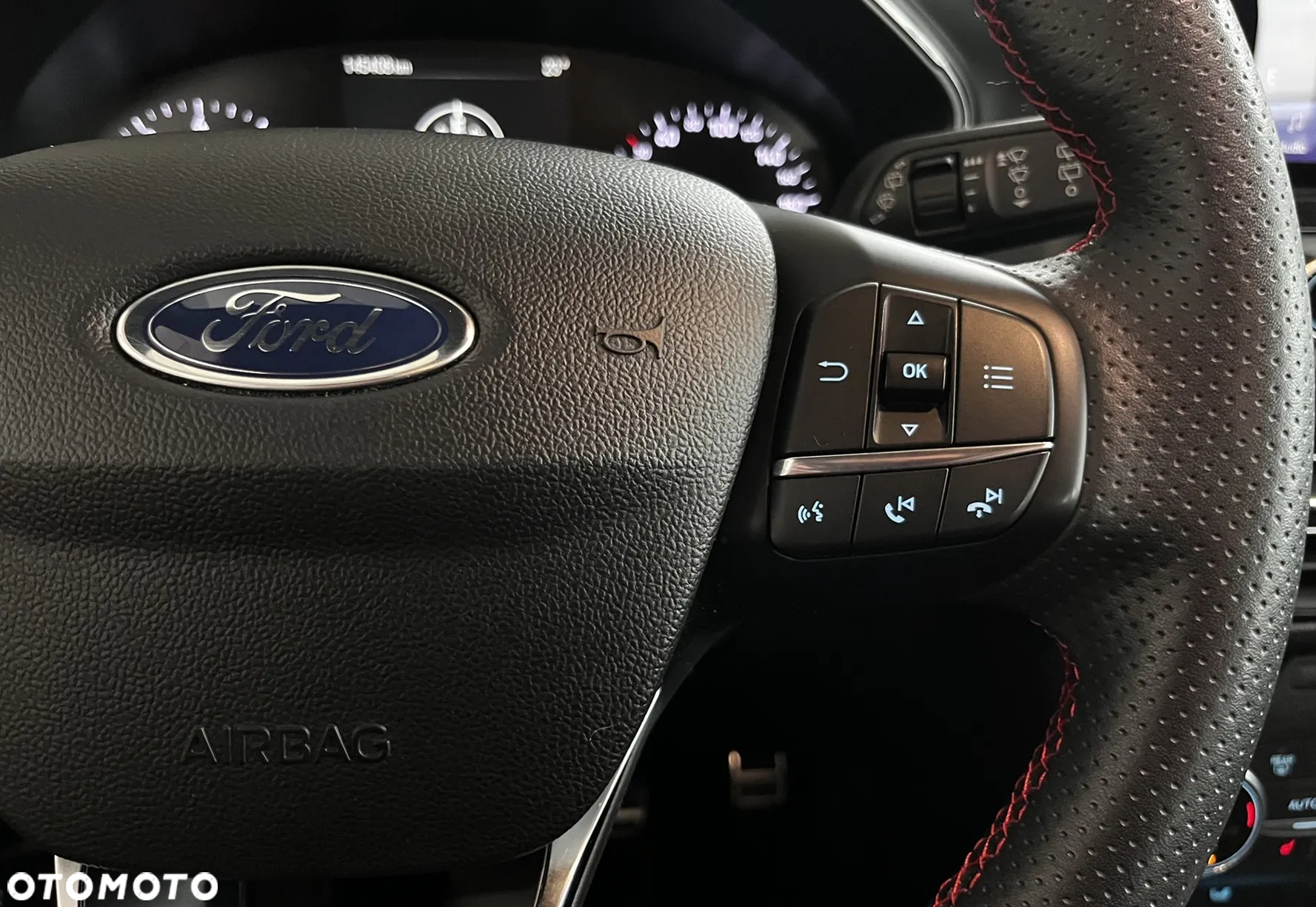 Ford Focus 1.0 EcoBoost Start-Stopp-System ST-LINE - 14