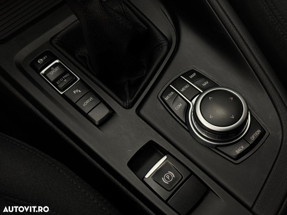 BMW X1 - 24