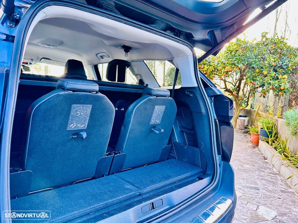 Peugeot 5008 1.2 PureTech Allure EAT8 - 9