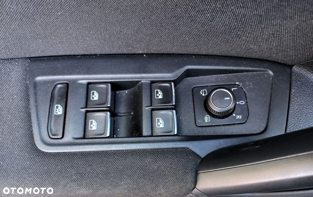 Volkswagen Tiguan - 24