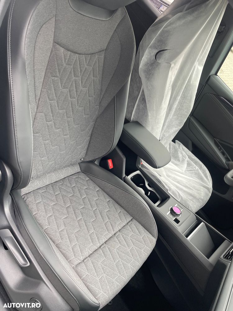 Volkswagen Tiguan 1.5 eTSI DSG MHEV Life - 11