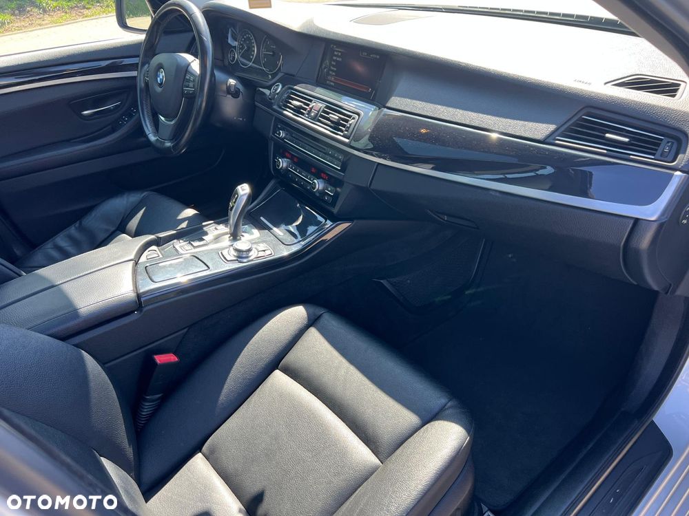 BMW Seria 5 - 32