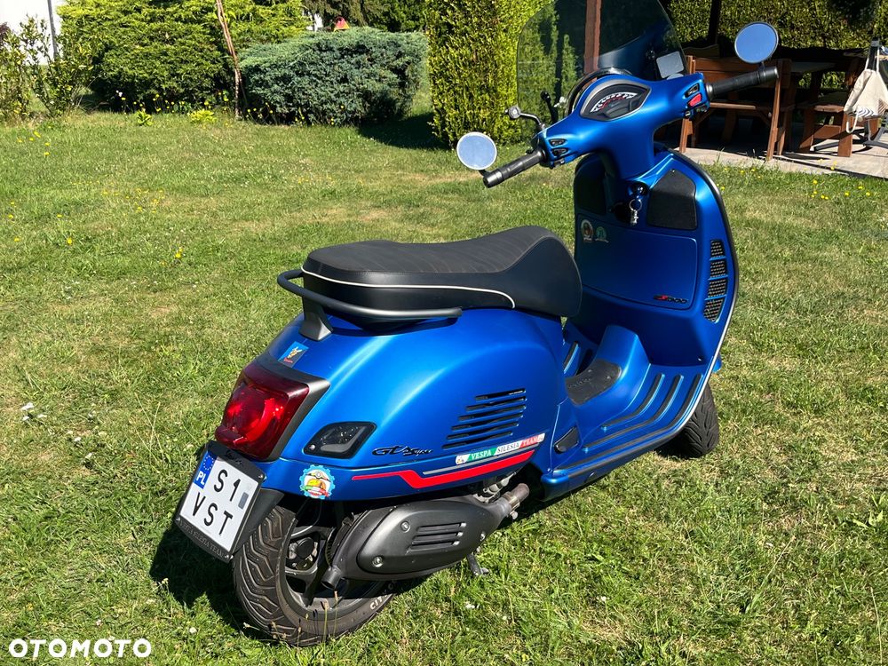 Vespa GTS - 8