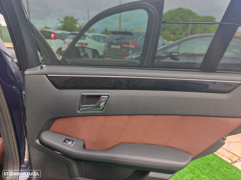 Mercedes-Benz E 350 BlueTEC Elegance - 17
