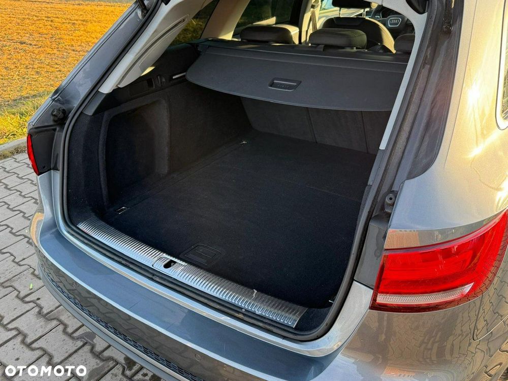 Audi A4 Avant 35 TDI S tronic design - 14