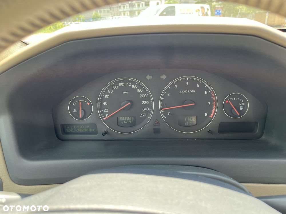 Volvo XC 70 - 7