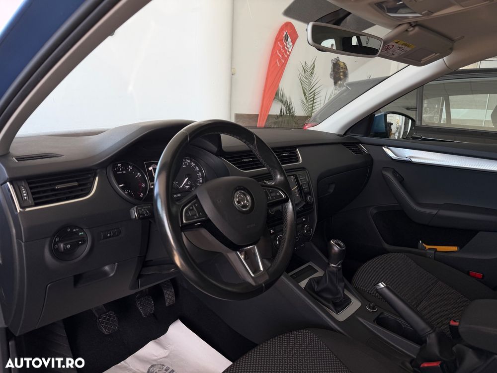 Skoda Octavia Combi 1.0 TSI Clever - 10