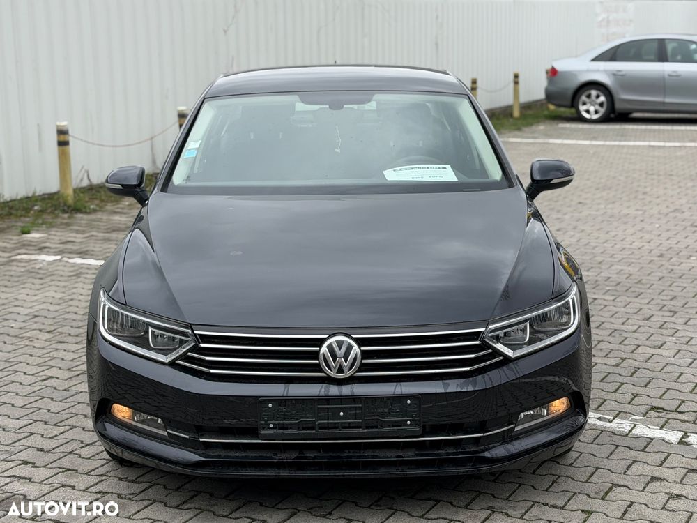 Volkswagen Passat - 6