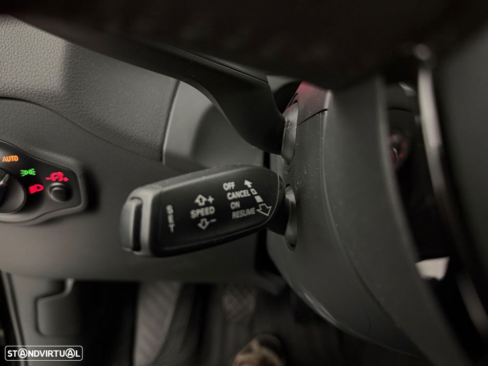 Audi Q5 2.0 TDI Business Line S-line - 30