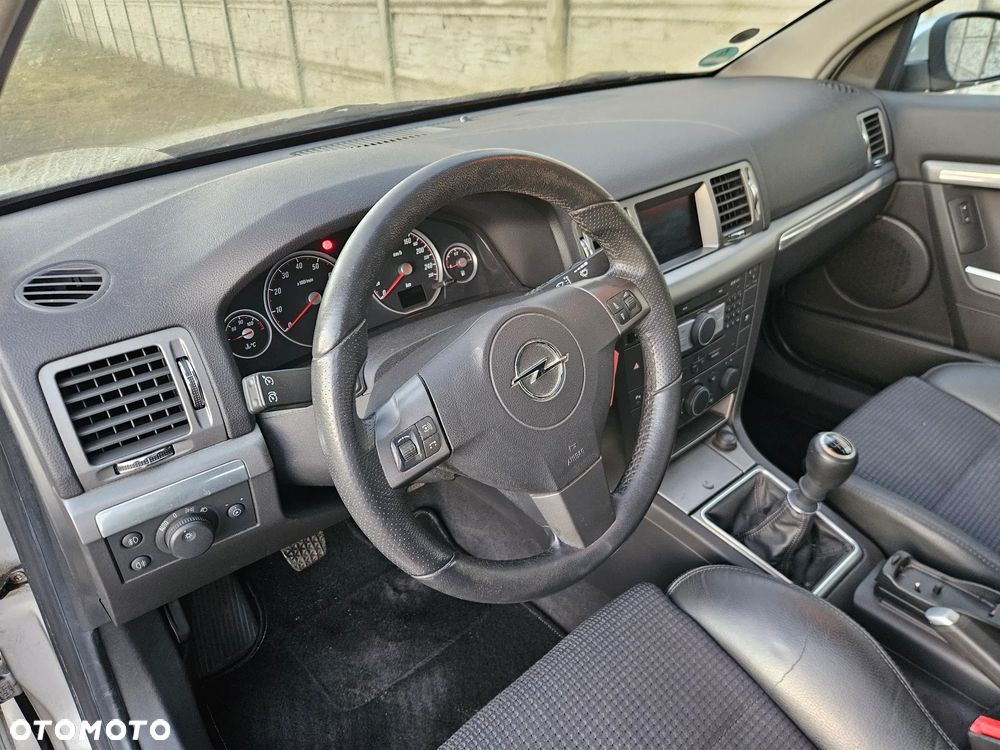 Opel Vectra 2.2 GTS - 11