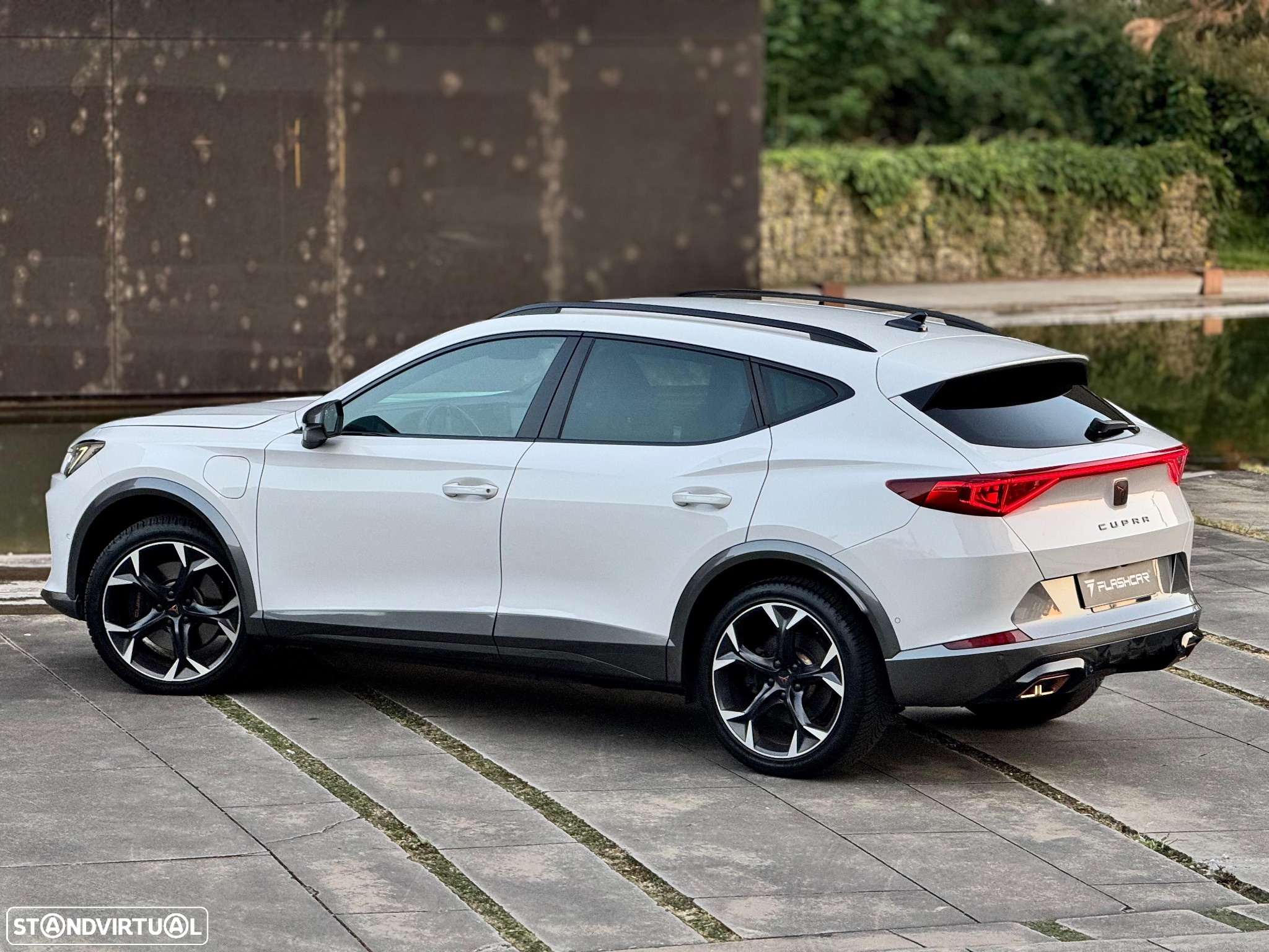 Cupra Formentor 1.4 e-Hybrid DSG VZ - 25