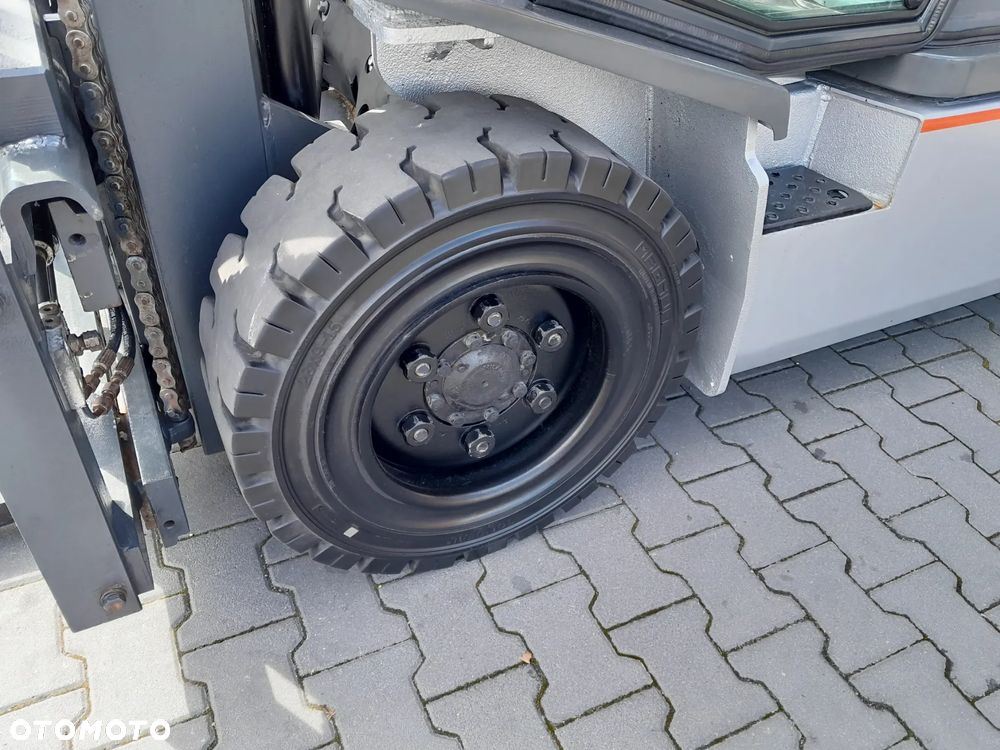 Nissan YG1D2A30Q - 6