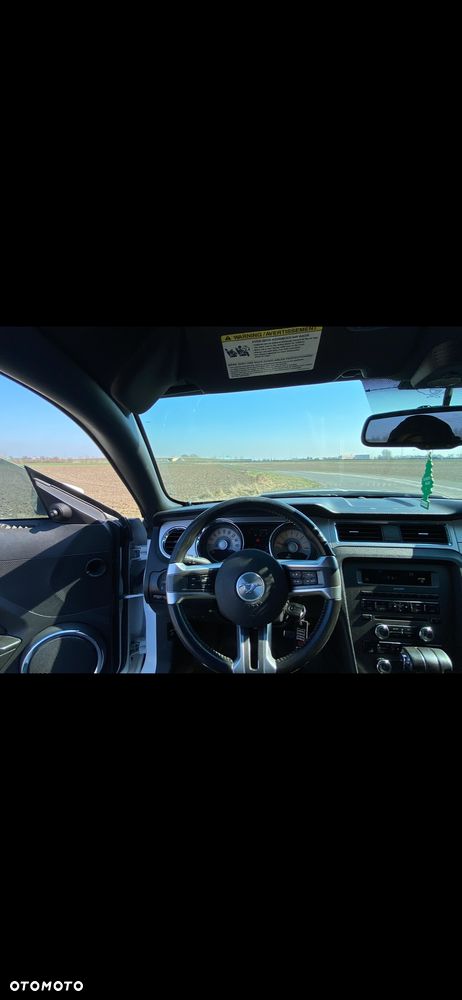 Ford Mustang 3.7 V6 Premium - 3