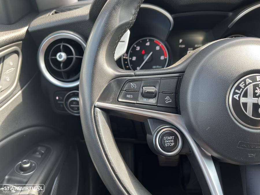 Alfa Romeo Stelvio 2.2 D Super AT8 - 47